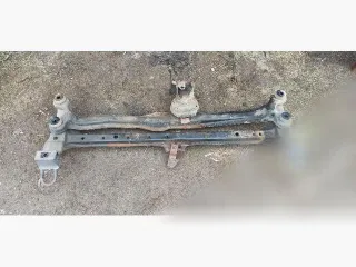 Балка под радиатор Volkswagen Passat B3 Арт 109966716, вид 1