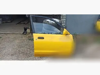  Дверь передняя правая Mazda 121 2 Арт 112765019, вид 1