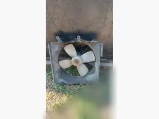  Двигатель вентилятора радиатора Mazda 121 2 Арт 115480227, вид 1