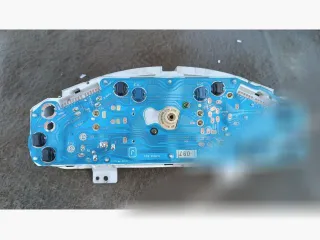  Щиток приборов (приборная панель) Mazda 121 2 Арт 115704448, вид 3