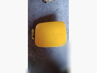  Лючок топливного бака Mazda 121 2 Арт 119534531, вид 1