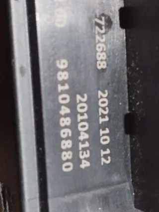 9810486880 Блок управления подогревом сидений Citroen C5 Aircross Арт 67573651, вид 3