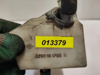 8200181766A Бачок главного тормозного цилиндра Renault Espace 4 Арт 013379, вид 4