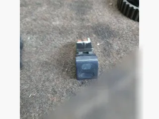  Кнопка аварийной сигнализации Citroen Xantia Арт 108289358, вид 1