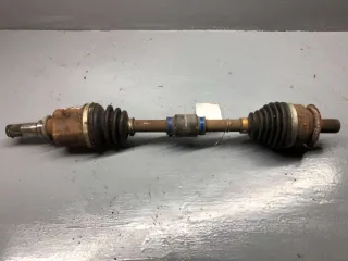 FG0125600 Полуось передняя левая (приводной вал, шрус) Mazda 3 BK Арт 70814032, вид 1