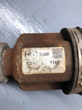 FG0125600 Полуось передняя левая (приводной вал, шрус) Mazda 3 BK Арт 70814032, вид 2