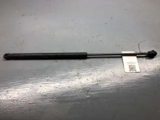 BP4K-62-620C,BP4K-62-620F Амортизатор багажника Mazda 3 BK Арт 70889443, вид 1