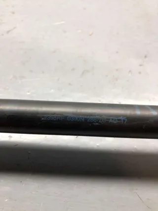 BP4K-62-620C,BP4K-62-620F Амортизатор багажника Mazda 3 BK Арт 70889443, вид 2