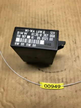 61.35-8357068 Реле стеклоочистителей (дворников) BMW 3 E36 Арт 00949, вид 1