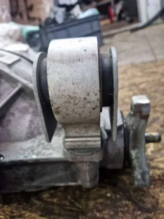  Подушка редуктора Mercedes E W213 Арт 71057705, вид 1