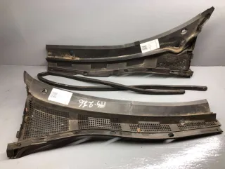 BP4K-50-7S0,BP4K-50-7R0,BP4K-50-7R1,BP4K-50-7S1,BP4K-50-7S0C,BP4K-50-7R0C,BP4K-50-7R0G Решетка стеклоочистителя (Дождевик) Mazda 3 BK Арт 70972513, вид 1