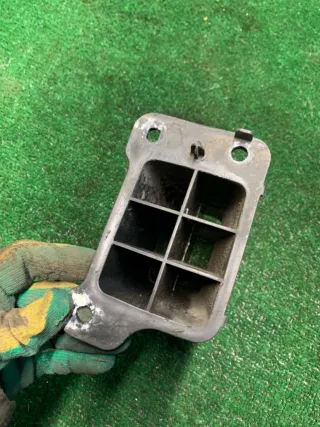 9676575780 Клык бампера передний правый Citroen C4 Grand Picasso 2 Арт 71907830, вид 3