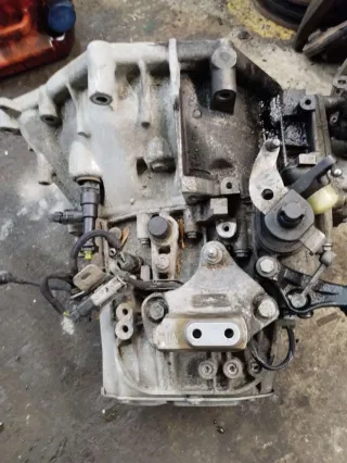 20MB51 КПП механическая (МКПП) 6-ступенчатая Opel Zafira Life 2.0л HDi Арт 71944566, вид 1