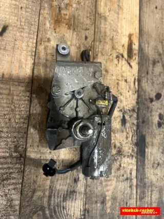 90228467 Моторчик заднего стеклоочистителя (дворника) Opel Vectra A Арт 71996822, вид 1