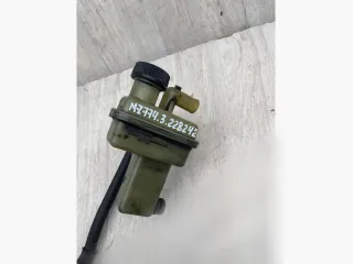  Бачок гидроусилителя Mazda 3 BK Арт 113602661, вид 1