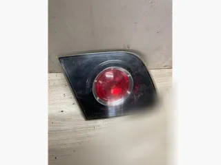  Фонарь крышки багажника левый Mazda 3 BK Арт 113918325, вид 1