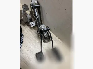  Узел педальный (блок педалей) Mazda 3 BK Арт 114712643, вид 3