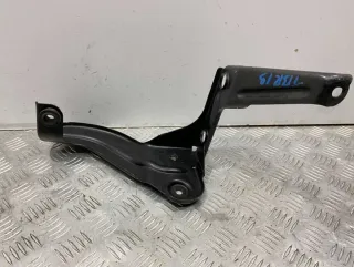 4F0145813F Кронштейн интеркулера Audi A6 C6 (S6,RS6) Арт 72069650, вид 2
