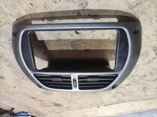  Рамка под магнитолу Toyota Rav 4 2 Арт 72085465, вид 1