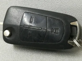  Брелок (пульт дистанционного управления) Chevrolet Captiva Арт 308201, вид 2