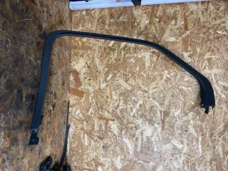  Молдинг стекла двери задней правой внутренний Chevrolet Equinox 3 Арт 73039608, вид 1