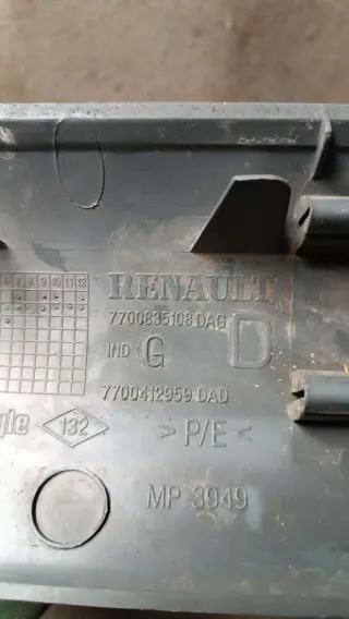 7700835108 Накладка на порог Renault Scenic 1 Арт 73072649, вид 3