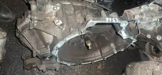 F7L КПП механическая (МКПП) 6-ступенчатая Mazda 3 BK 2.0л Арт 61262, вид 2