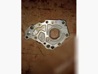 ZJ0114100 Насос масляный Mazda 3 BK 1.6л Арт 80644069, вид 2