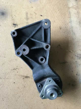  Кронштейн вискомуфты Volkswagen LT 2 2.5л Арт 31438596, вид 1