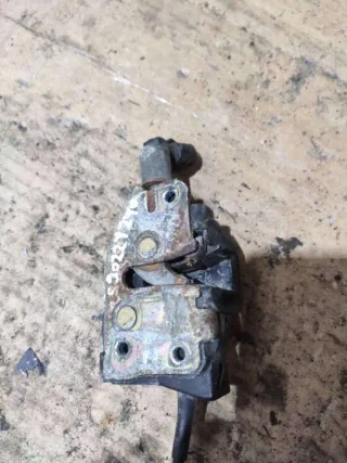  Замок стекла двери багажника Lincoln Navigator 1 Арт 73385303, вид 1