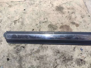  Молдинг стекла двери наружный Lincoln Navigator 1 Арт 73385443, вид 2