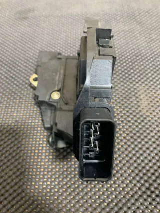  Замок двери задней правой Mazda 3 BK Арт 1795ZD, вид 2