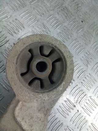 8E0501521H,4B0501521E Кронштейн крепления балки подвески Audi A6 C5 (S6,RS6) Арт 73412429, вид 7