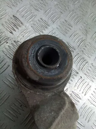 8E0501521H,4B0501521E Кронштейн крепления балки подвески Audi A6 C5 (S6,RS6) Арт 73412429, вид 4