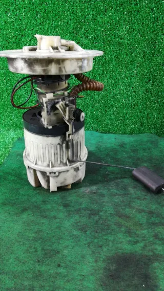 L0101069AG насос топливный Mazda 3 BK Арт 291451, вид 1