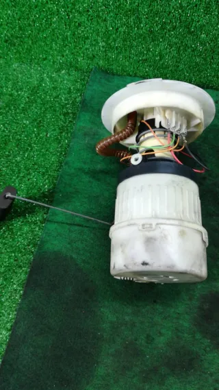 L0101069AG насос топливный Mazda 3 BK Арт 291451, вид 4