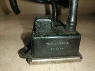 95FF-91294-CA Топливный теплообменник (подогреватель топлива) Ford Escort 6 1.8л Арт 73506953, вид 2