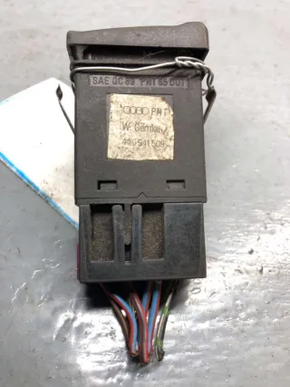 4A0941509 Кнопка аварийки Audi 100 C4 Арт 73467229, вид 3
