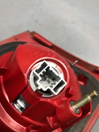 BP4K-51-3F0C,BP4K-51-3H0B Фонарь крышки багажника правый Mazda 3 BK Арт 73548741, вид 4