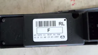  Кнопка стеклоподъемника заднего левого Mazda 3 BK Арт 73596966, вид 3
