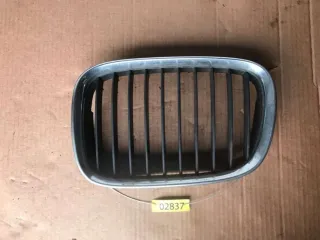 8159311, 8159315.0, 8159315 Решетка капота BMW 5 E39 Арт 02837, вид 1