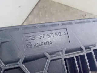 4F0971845B,4F0971812A Крышка блока предохранителей Audi A6 C6 (S6,RS6) Арт 73650053, вид 3