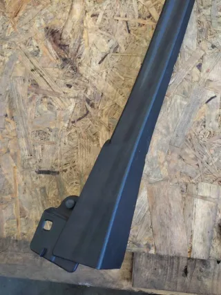 84178950 Молдинг стекла двери передней правой внутренний GMC Terrain 2 Арт 111997275, вид 3