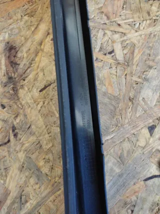 84178950 Молдинг стекла двери передней правой внутренний GMC Terrain 2 Арт 111997275, вид 4