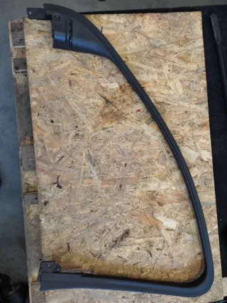 84178950 Молдинг стекла двери передней правой внутренний GMC Terrain 2 Арт 111997275, вид 1