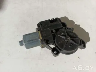 6R0959812F Моторчик стеклоподъемника задний правый Volkswagen Polo 5 Арт 73742413, вид 1