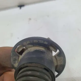 7183752,51 76 7 348 121,7 348 121 Отбойник капота (демпфер) BMW 3 F80 Арт BMW29135, вид 2