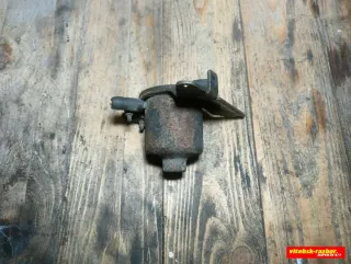 026127177B Дозатор-распределитель топлива Volkswagen Jetta 2 Арт 74381919, вид 1