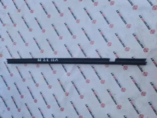  Молдинг стекла двери задней правой внутренний Volkswagen Passat B6 Арт 74388199, вид 1