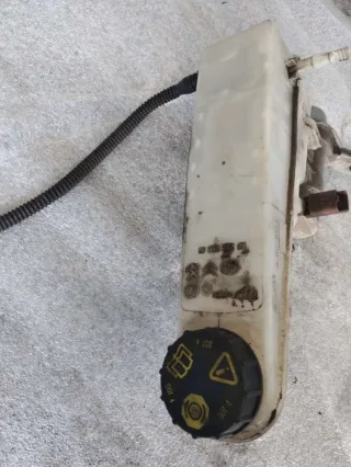  Бачок главного тормозного цилиндра Citroen Spacetourer Арт 74724896, вид 1